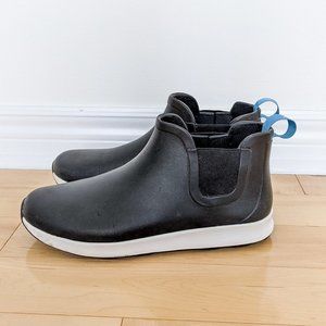 Women's Rain Booties sz 9.5/10
